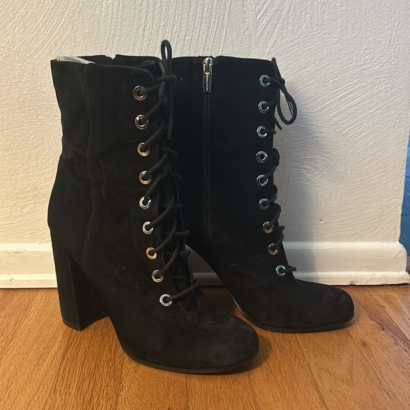 Vince Camuto Black Heeled Boot - Picture 4 of 6